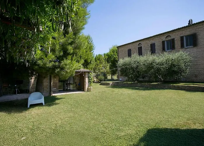 Chloe Potenza Picena